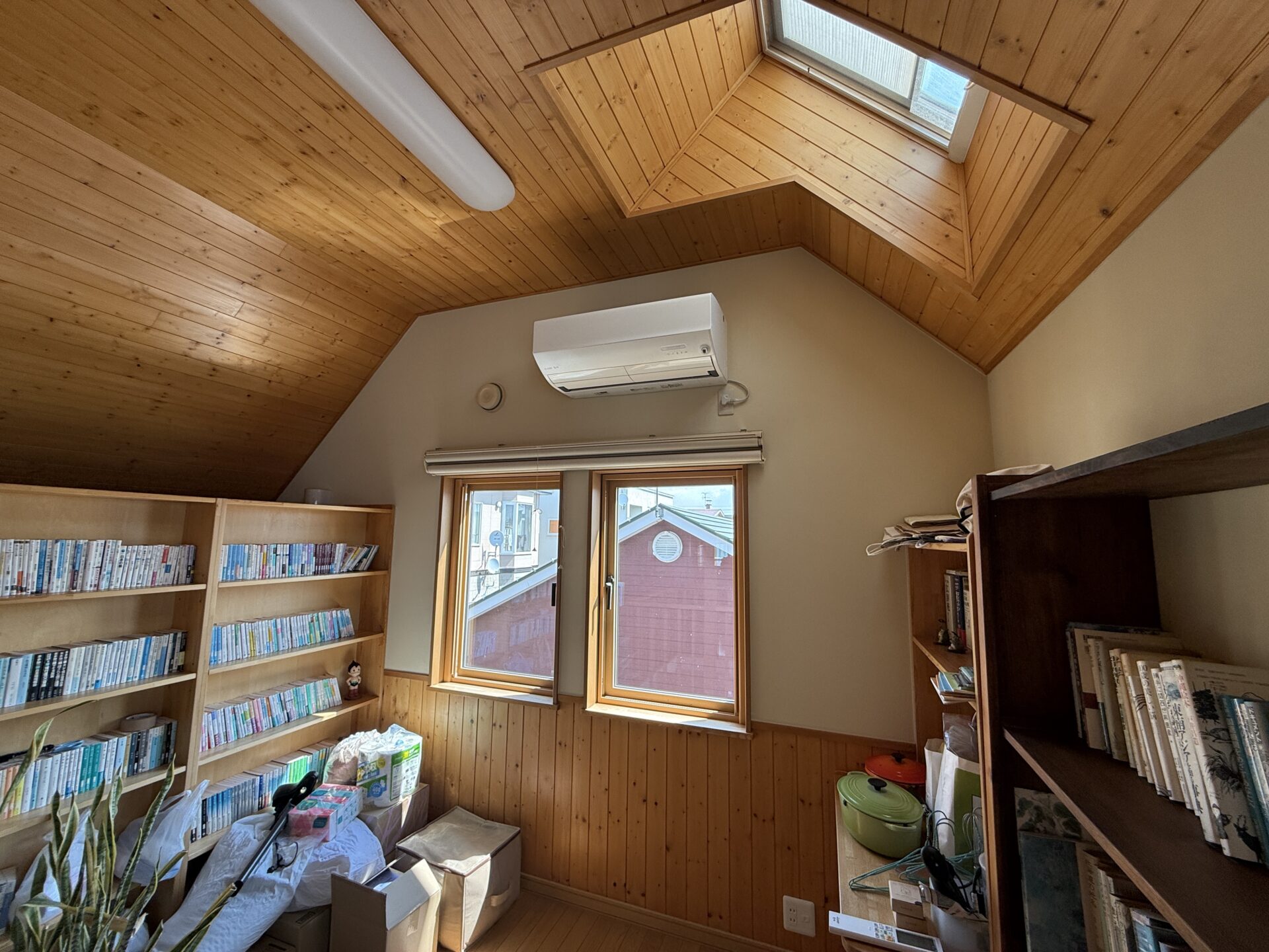 エアコン増設工事（三菱　ズバ暖）