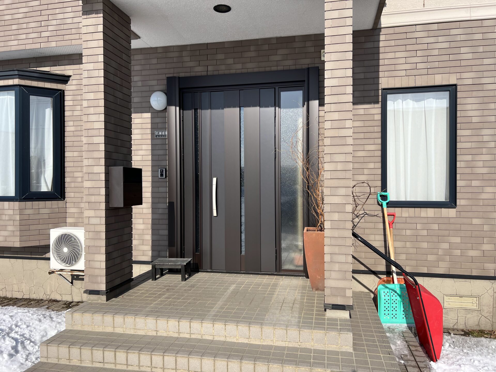 玄関ドア　工事（YKK）