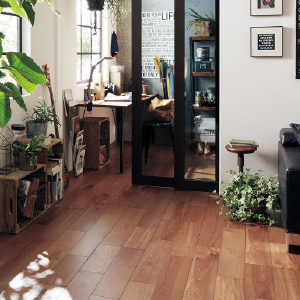 ワックス不要フローリング