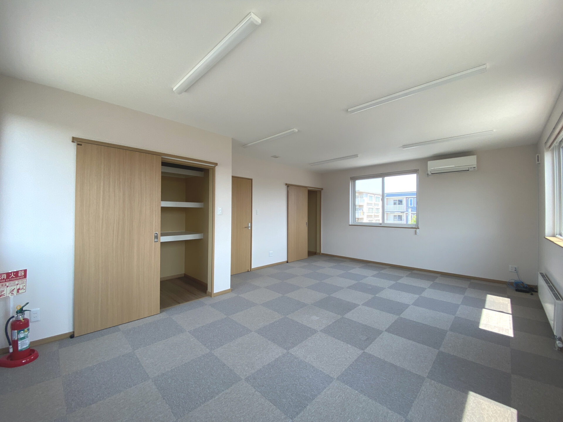 帯広市　西15南12　売事務所