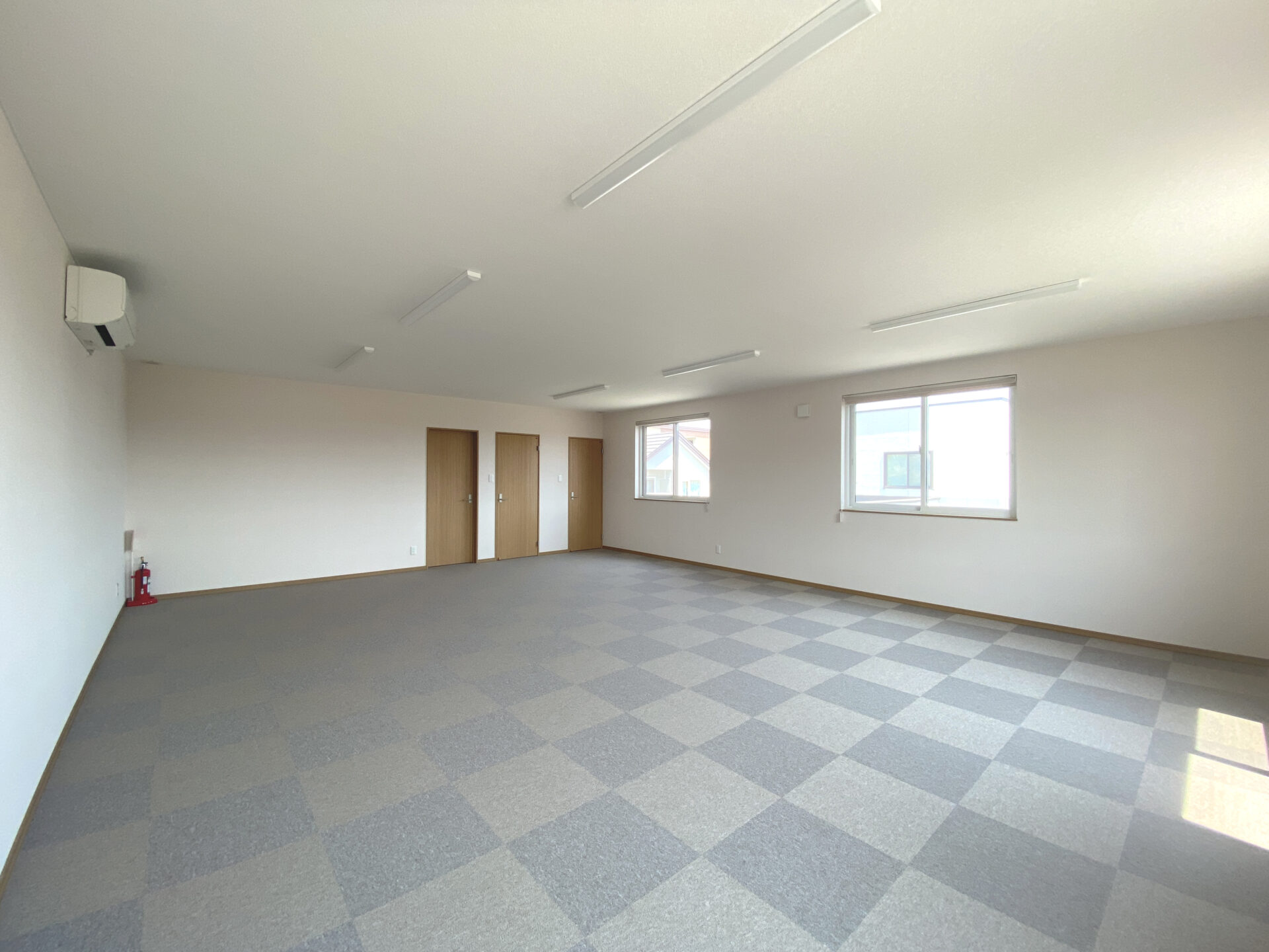 帯広市　西15南12　売事務所