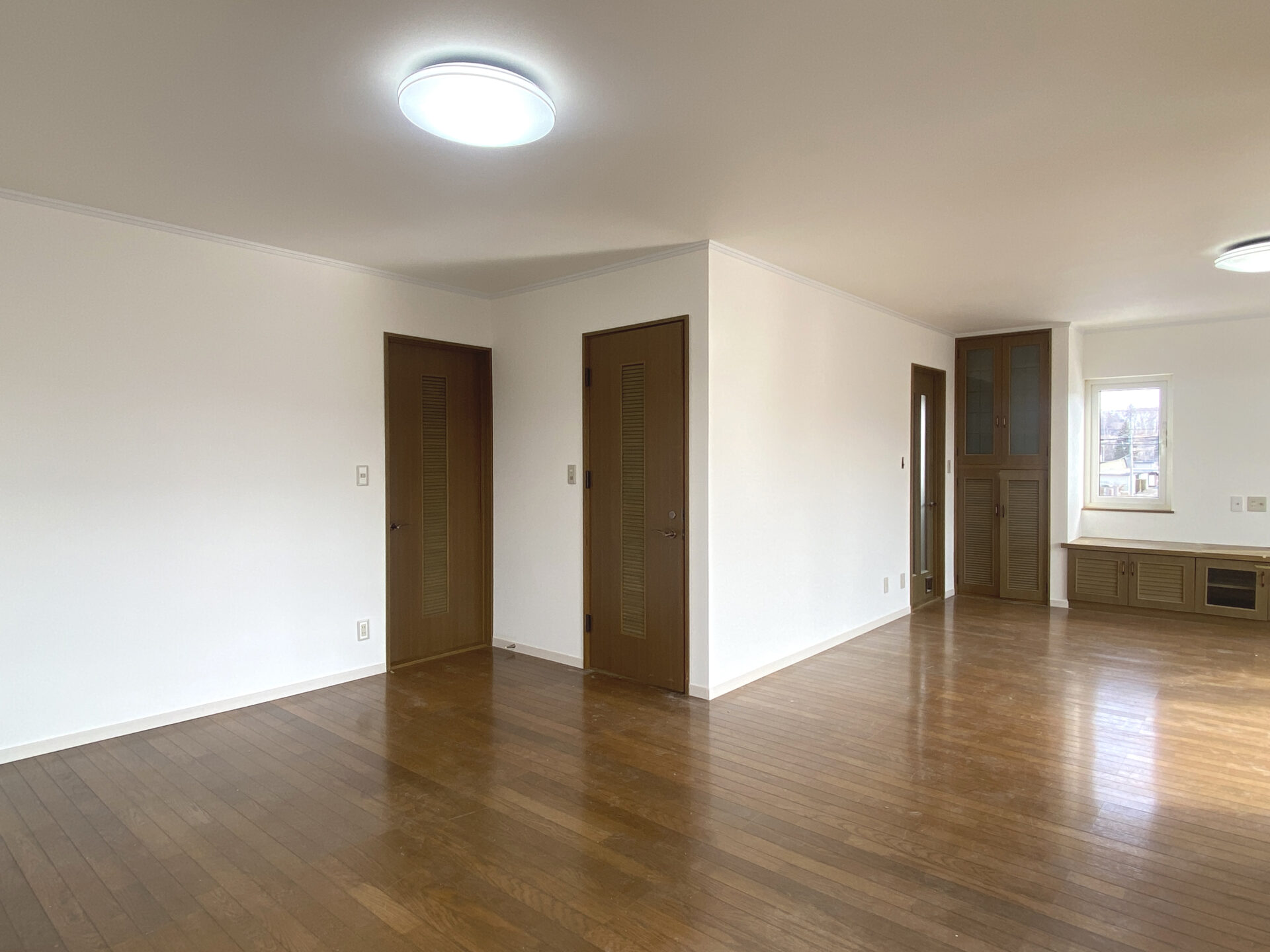 2F　洋室ｰリビング