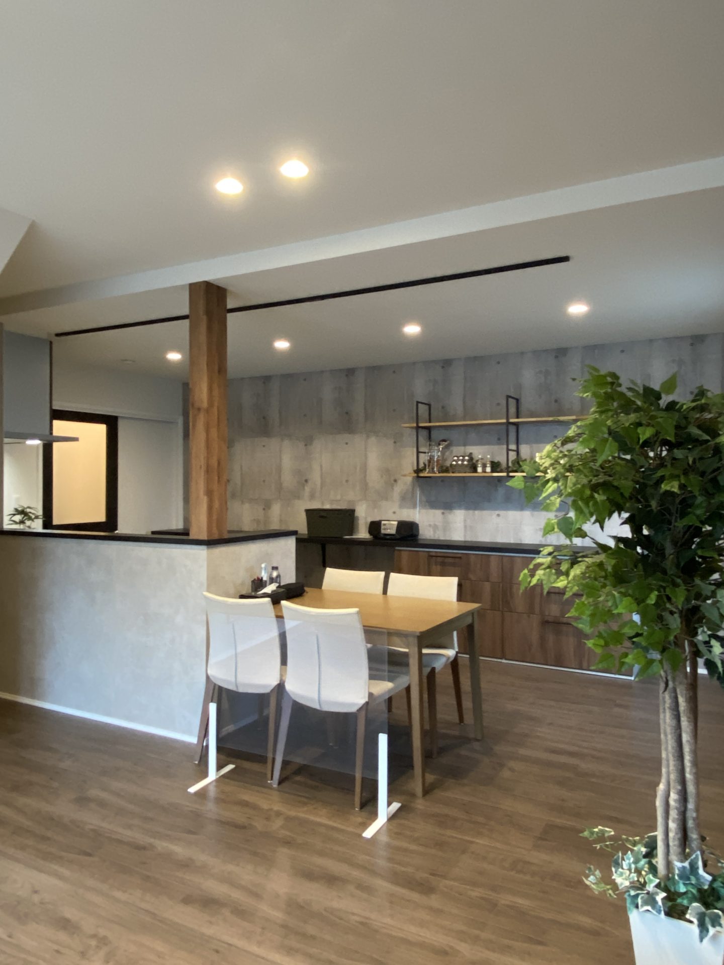 ダイニング